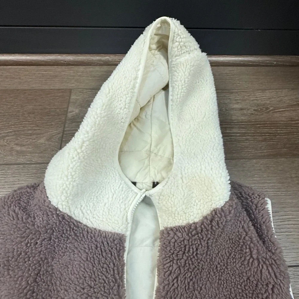 Kith Sherpa Vest Men's Hoodie Colorblock, Zip closure, Pockets, Lined Size Large - Picture 5 of 14